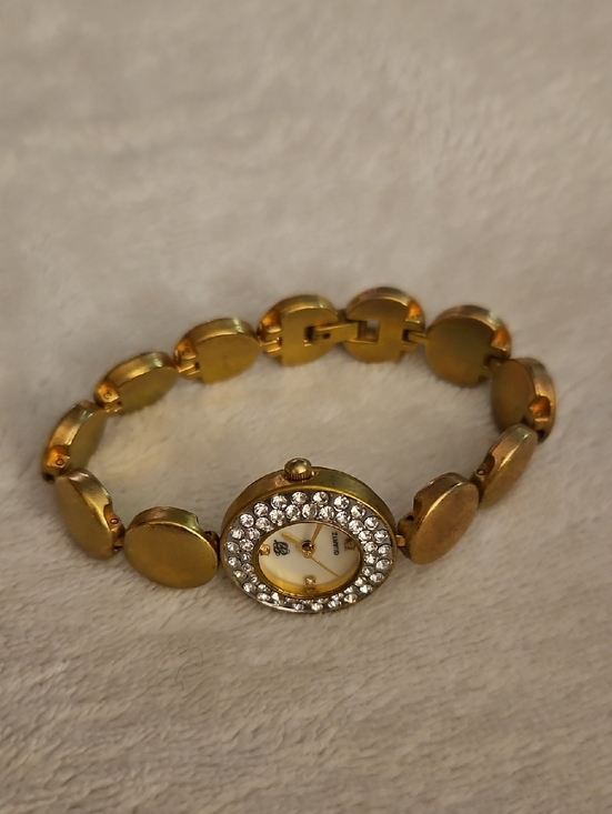 Vtg ELIZABETH TAYLOR Crytal Matte Brass Circle Analog Watch main image 9